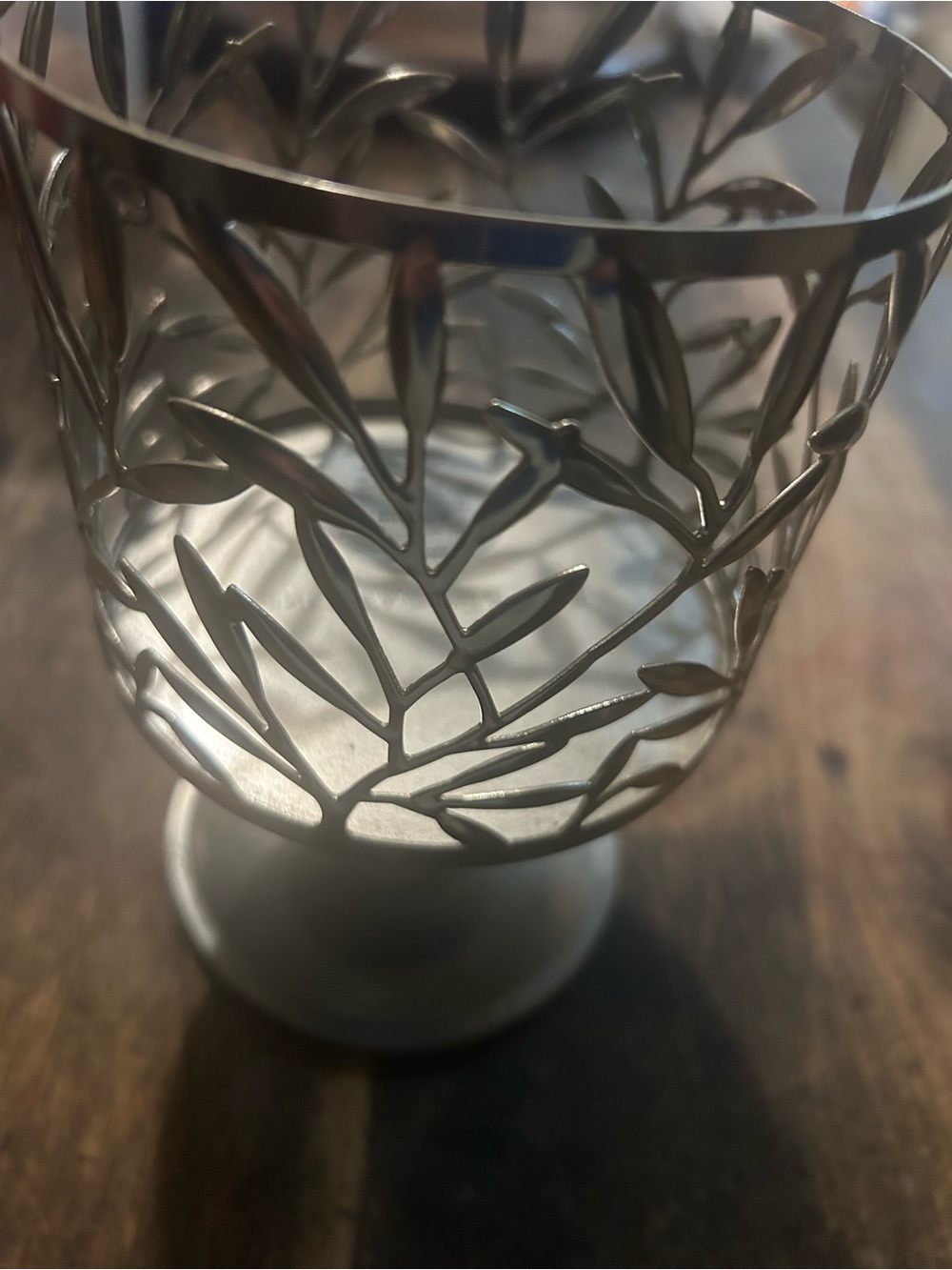 Bath & Body Works Vine Leaf Silver Tone Pedestal  3 Wick Candle Holder NWT
